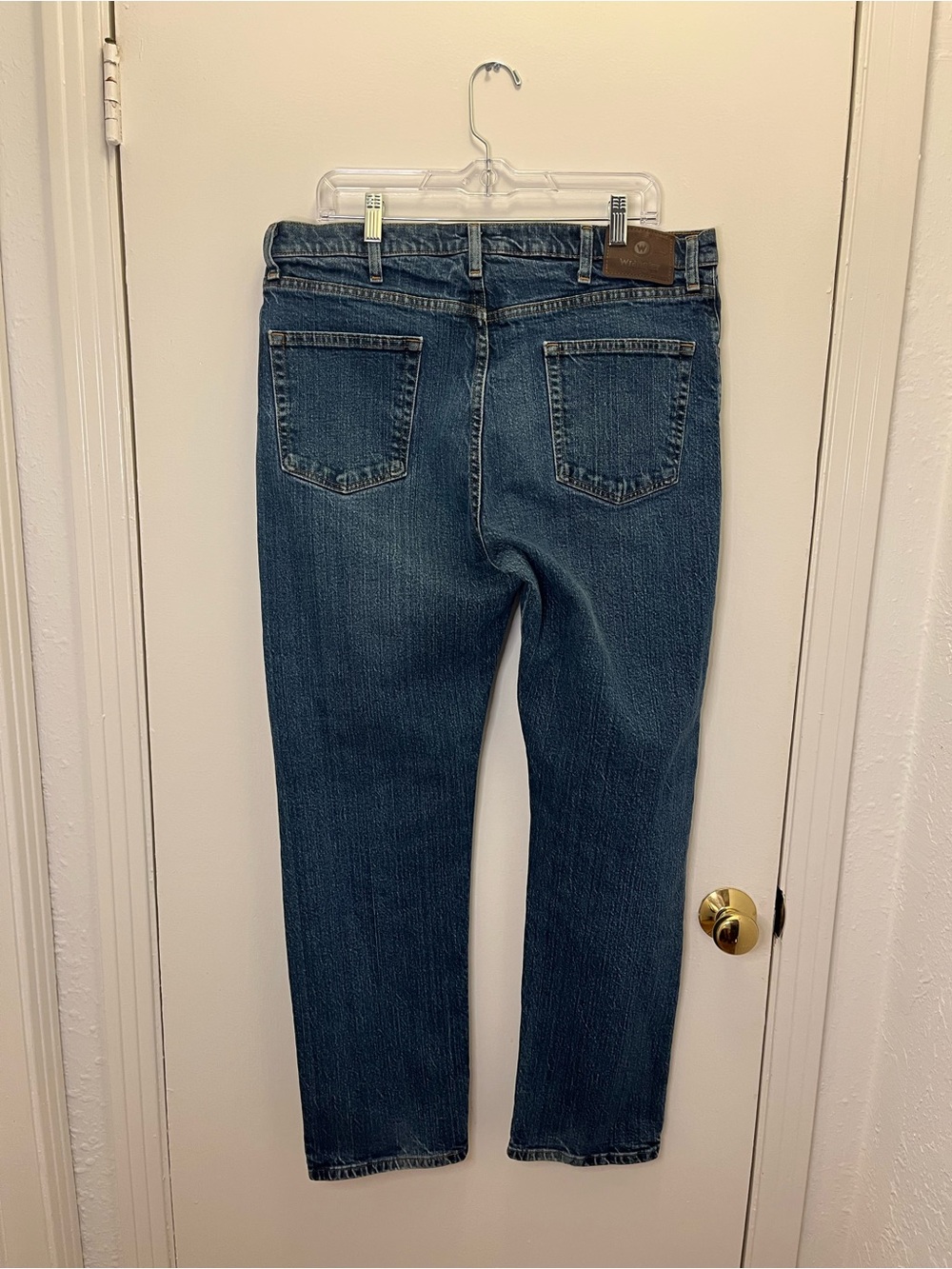 Wrangler Men's Dark Blue Denim Jeans - Classic Straight Fit - 36x32 - Picture 2 of 6